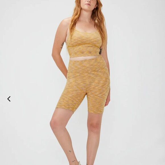 Outdoor Voices Pants - NWT Outdoor Voices Women's High-Waisted 7" Biker Shorts